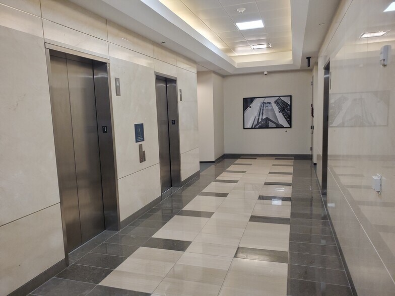 More Photos Of 16676 Northchase Dr, Houston Office For Lease