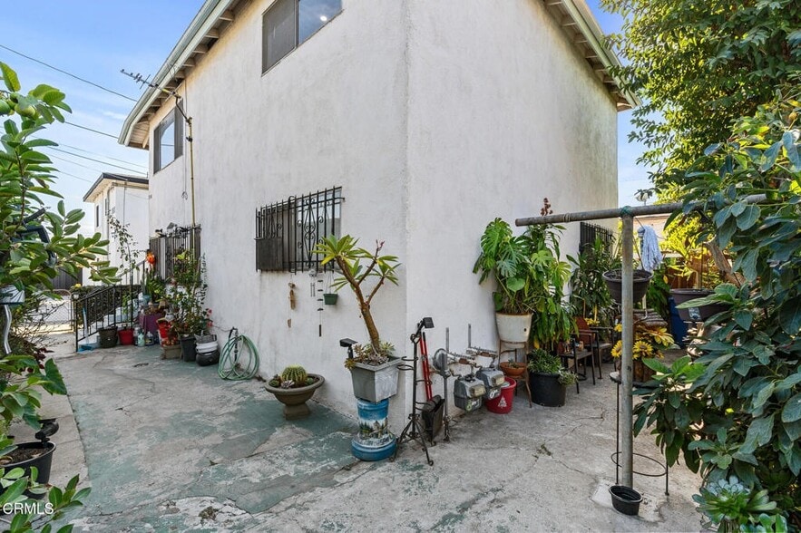 More Photos Of 3514 E 7th St, Los Angeles Apartments For Sale
