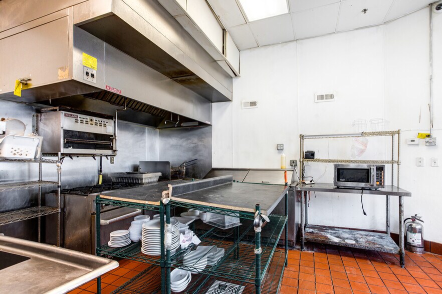 More Photos Of 4343 Manchester Ave, Saint Louis Apartments For Lease