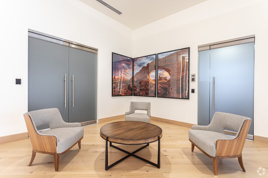 More Photos Of 150 E Social Hall Ave, Salt Lake City Office For Lease