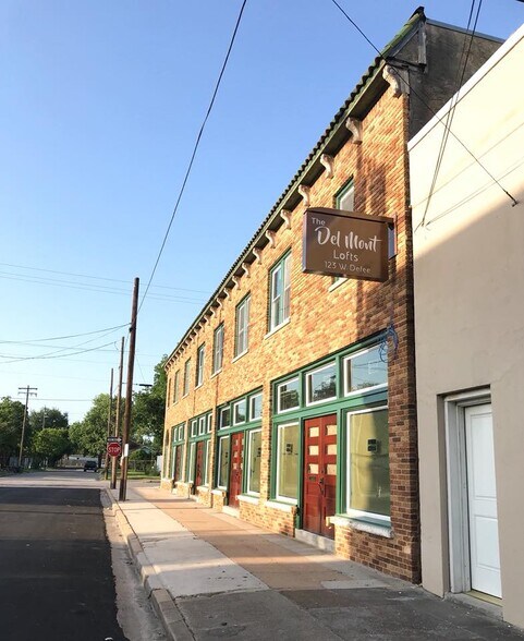 More Photos Of 123 W Defee Ave, Baytown Apartments For Lease