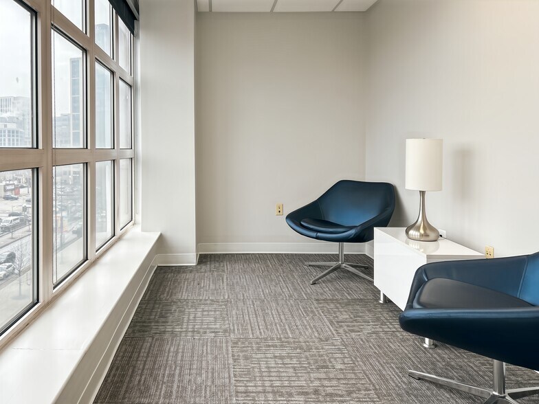 More Photos Of 729 E Pratt, Baltimore Coworking Space