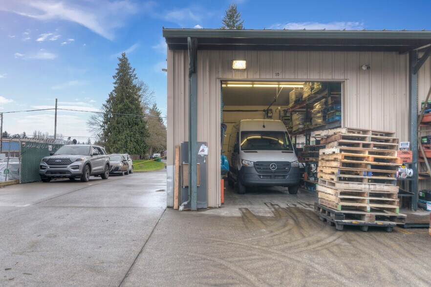 More Photos Of 3456 Martin Way E, Olympia Freestanding For Sale