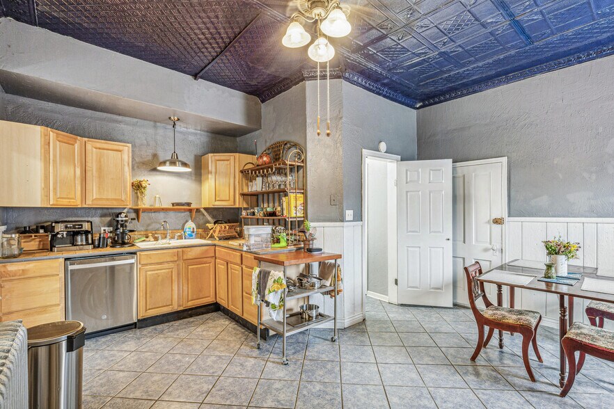 More Photos Of 1570 Saint Paul St, Denver Apartments For Sale