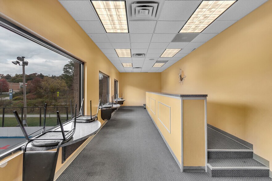 More Photos Of 4491 School Rd S, Murrysville Office For Sale