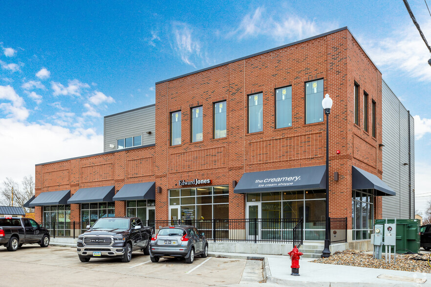 Primary Photo Of 100 Main St SE, Bondurant Storefront Retail Office For Lease