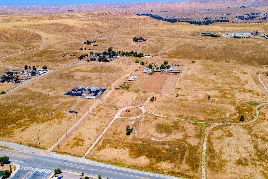 More Photos Of 9900 Paladino dr, Bakersfield Land For Sale