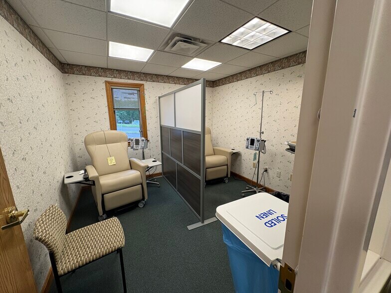 More Photos Of 3452 Brodhead Rd, Monaca Medical For Lease