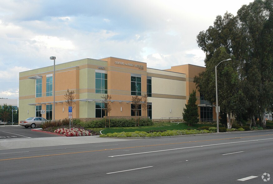 More Photos Of 10601 Walker St, Cypress Medical For Lease