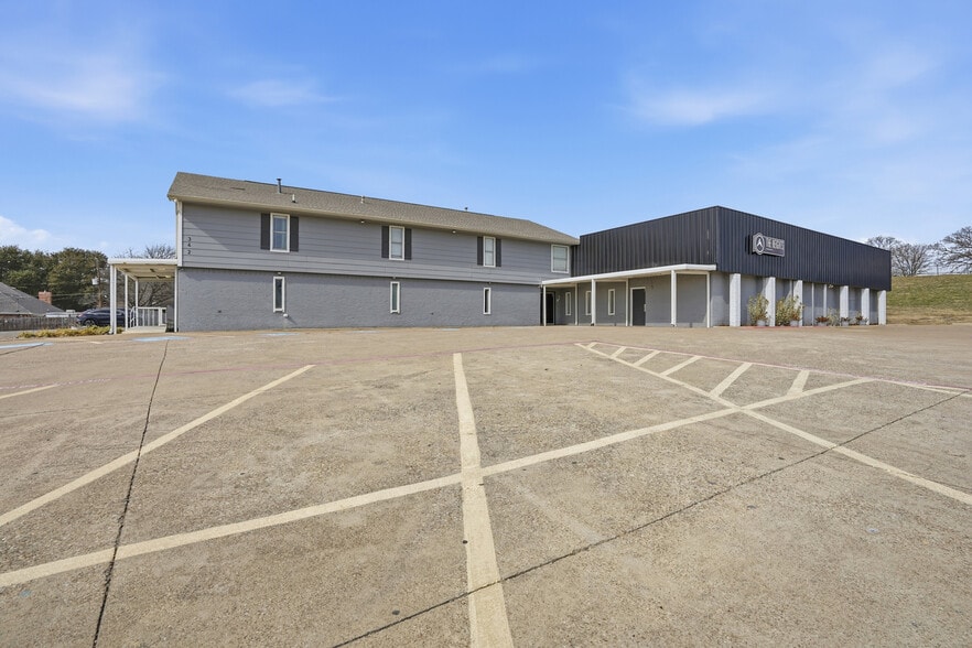 More Photos Of 342 SW Alsbury Blvd, Burleson Religious Facility For Sale