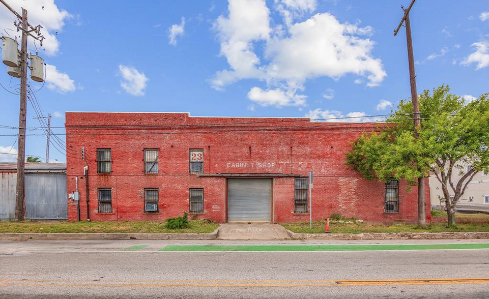 Primary Photo Of 1901 Strand St, Galveston Flex For Sale