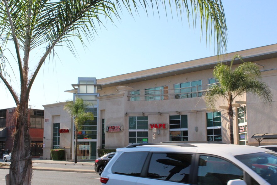 More Photos Of 501 W Garvey Ave, Monterey Park Storefront Retail Office For Lease