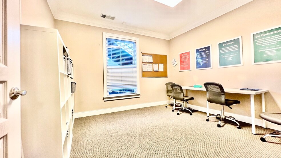 More Photos Of 4080 McGinnis Ferry Rd, Alpharetta Office For Sale