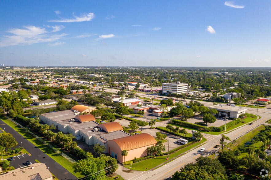 More Photos Of 1901 Brantley Rd, Fort Myers Unknown For Lease