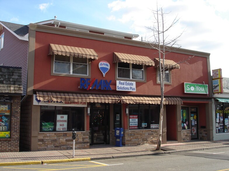 More Photos Of 207-209 Wanaque Ave, Pompton Lakes Office For Lease