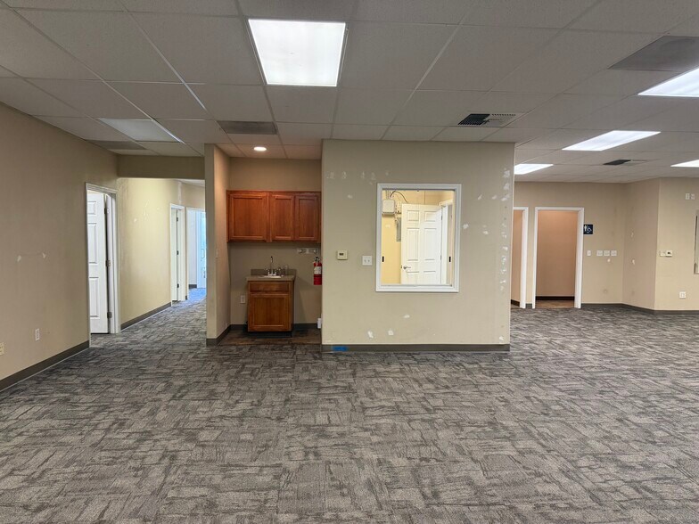 More Photos Of 2623 Forest Ave, Chico Office For Sale