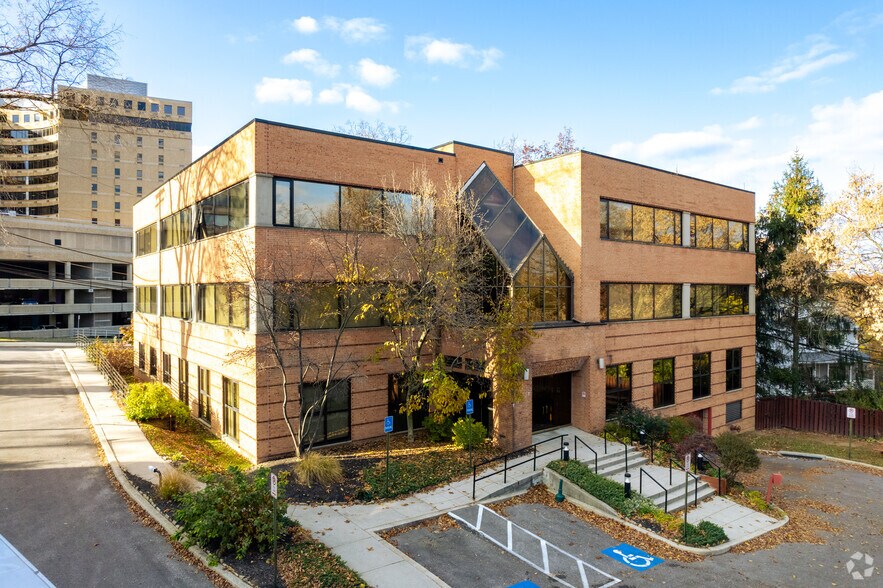More Photos Of 600 Fairmount Ave, Towson Loft Creative Space For Lease