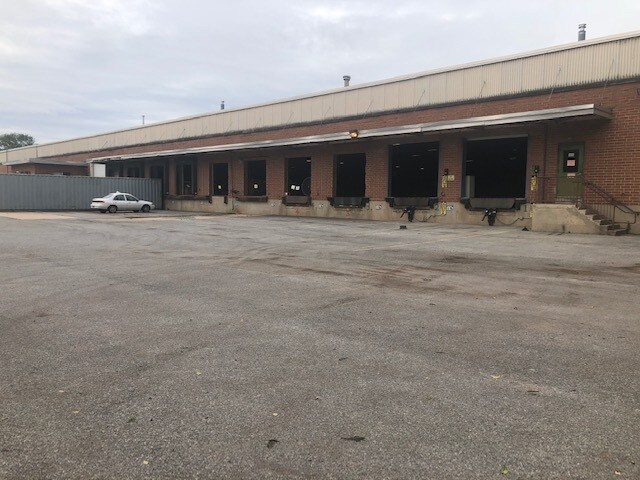 More Photos Of 3405 Board Rd, York Warehouse For Lease