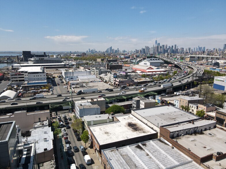 More Photos Of 164 20th St, Brooklyn Office For Lease