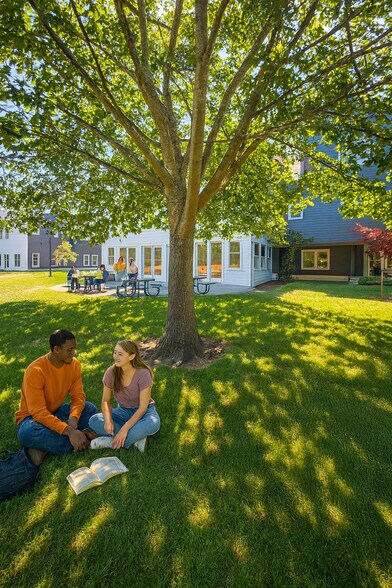 More Photos Of 1003 Gravenstein Hwy, Sebastopol Unknown For Lease