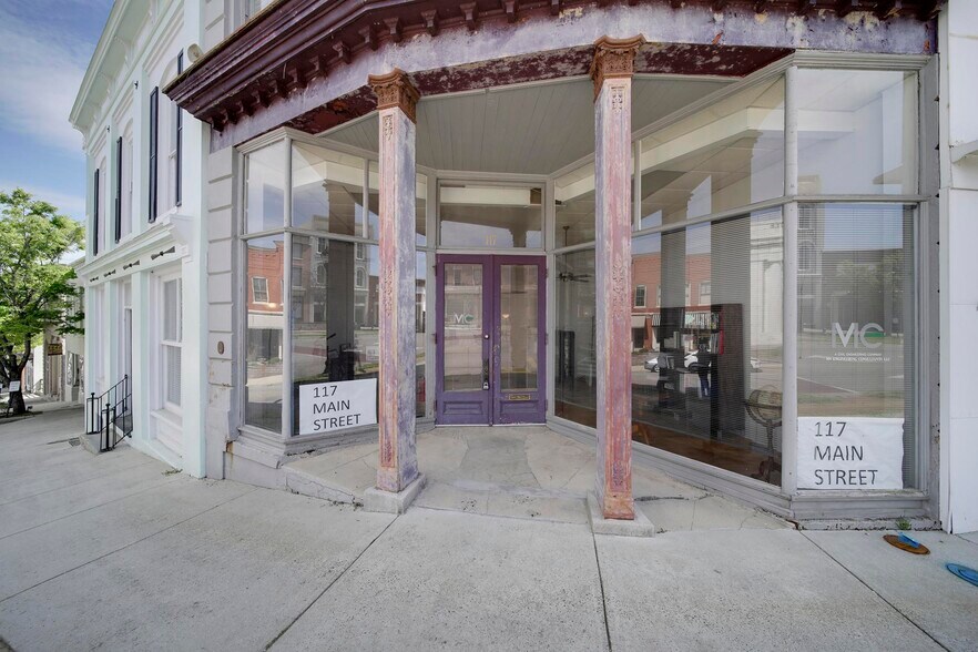 More Photos Of 117 Main St, Chester Office For Sale