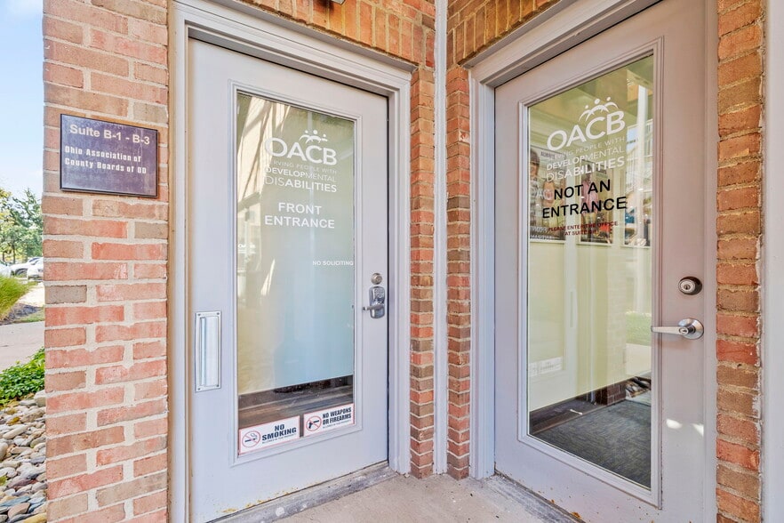 More Photos Of 73 E Wilson Bridge Rd, Worthington Office For Sale