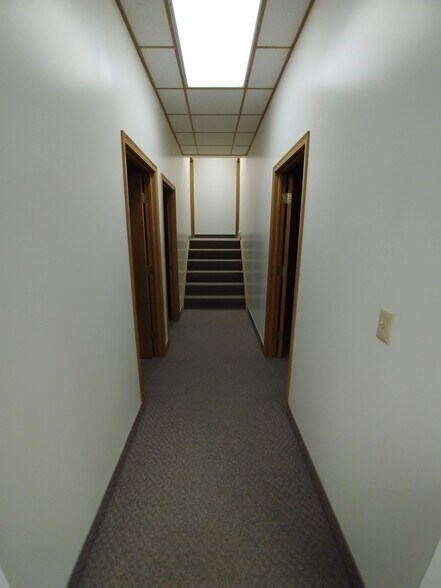 More Photos Of 425 Mercer St, Volant Office Residential For Sale