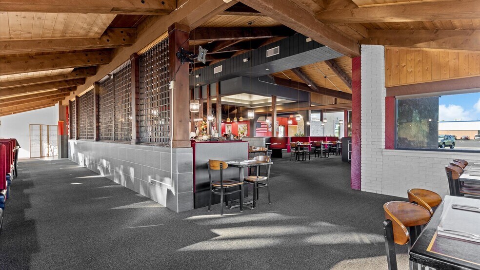 More Photos Of 2839 North Ave, Grand Junction Restaurant For Sale