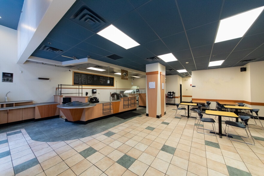 More Photos Of 324 E 11th St, Kansas City Office For Lease