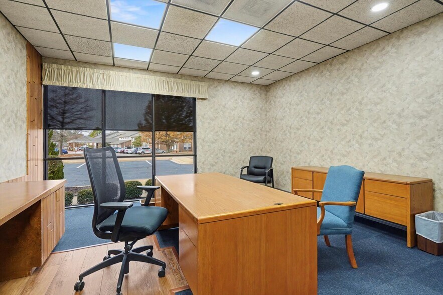 More Photos Of 3103 S Juniper Ave, Broken Arrow Office For Lease