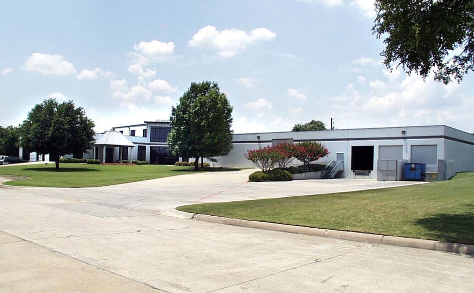 Primary Photo Of 2320 Michigan Ct, Arlington Light Distribution For Lease