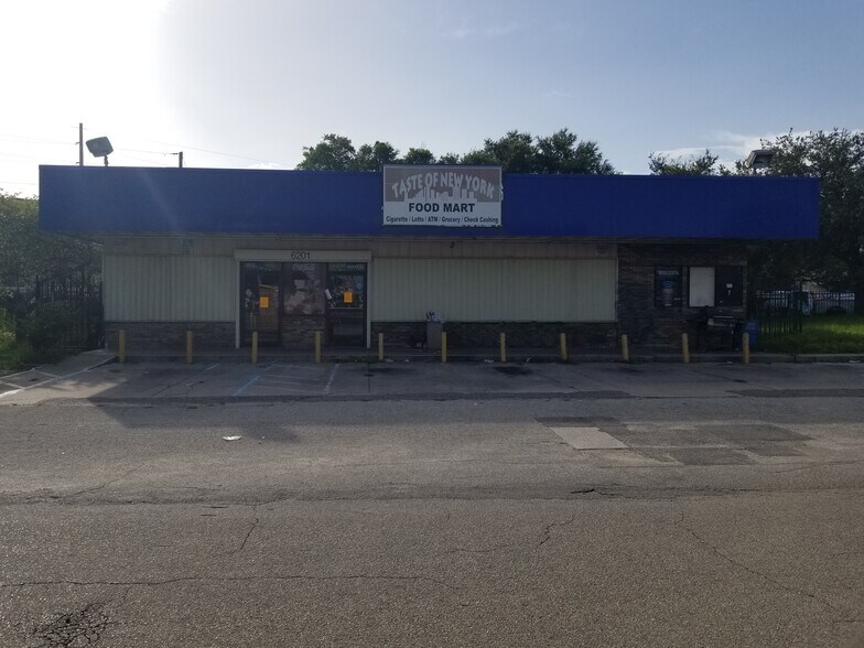 More Photos Of 6201 Edgewater Dr, Orlando Convenience Store For Sale