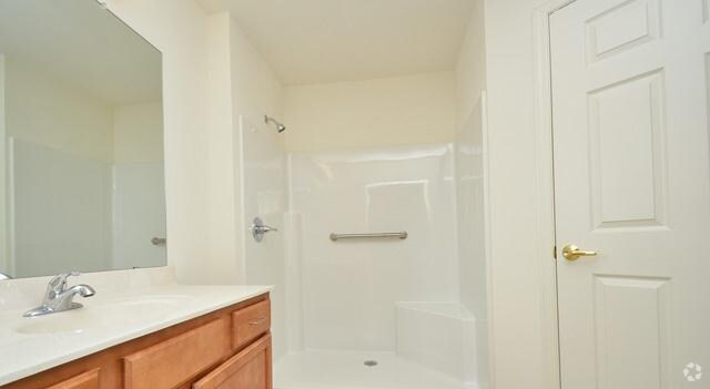 More Photos Of 1220 N King St, Hampton Apartments For Lease