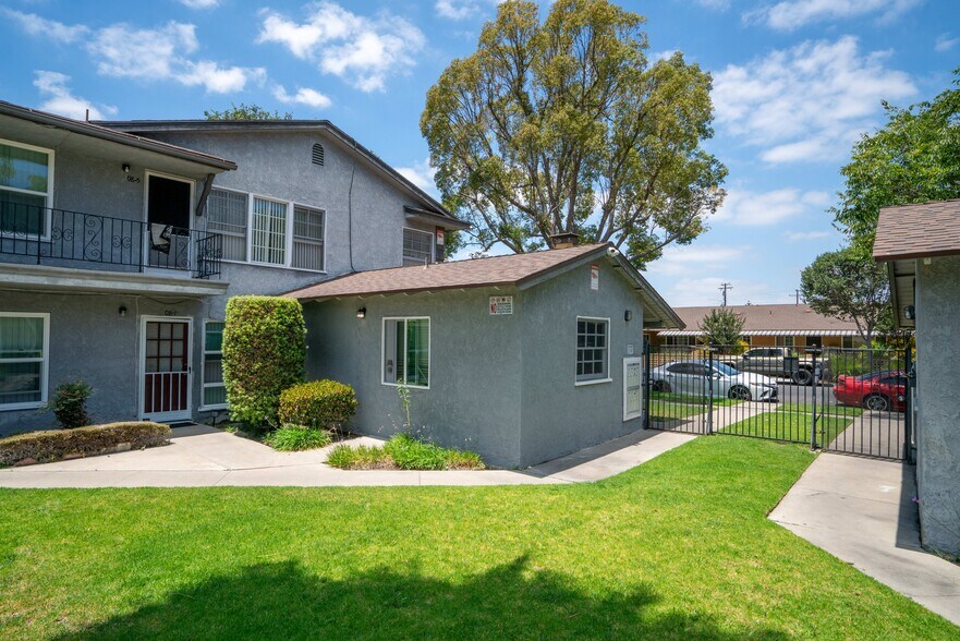 More Photos Of 1602-1608 W Juno Ave, Anaheim Apartments For Sale