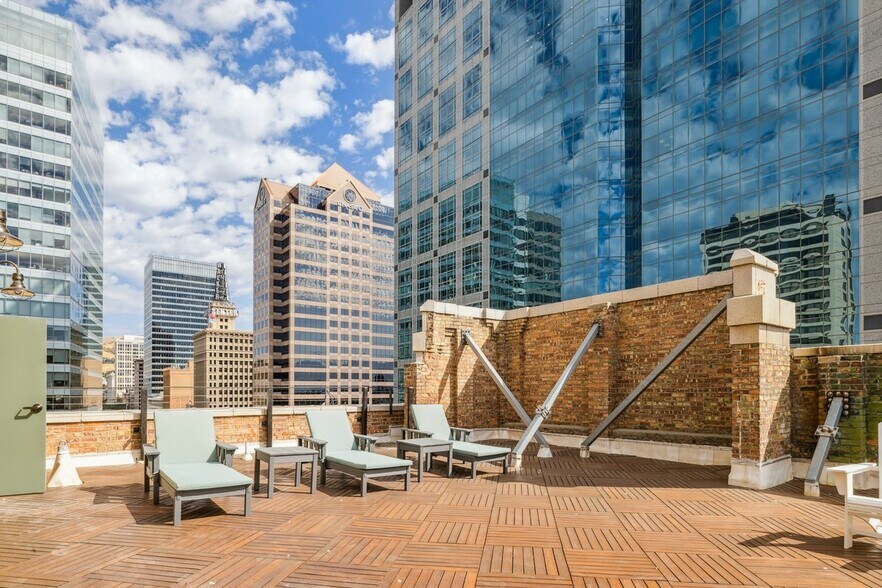 More Photos Of 10 W Broadway, Salt Lake City Office For Lease