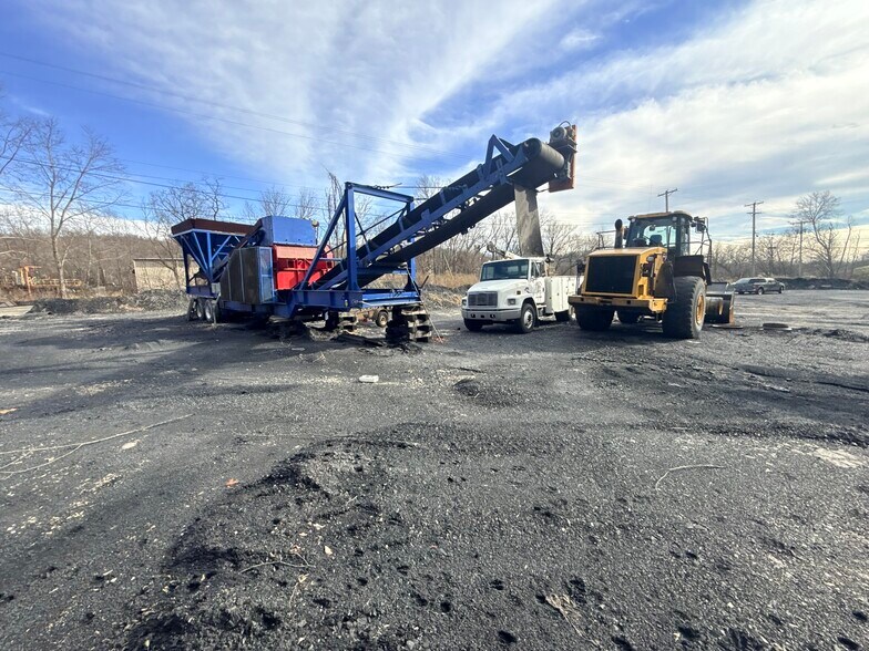 More Photos Of 13125 Old US Route 23, Catlettsburg Industrial For Sale