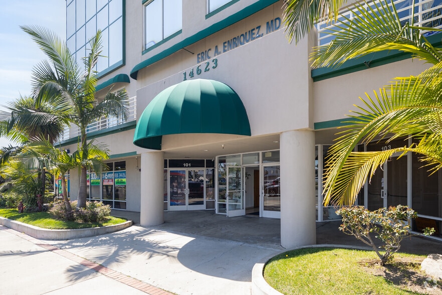 More Photos Of 14623 Hawthorne Blvd, Lawndale Medical For Lease