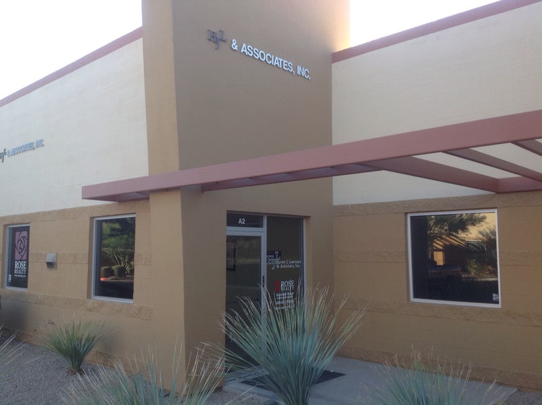 More Photos Of 14201 N Hayden Rd, Scottsdale Light Distribution For Lease