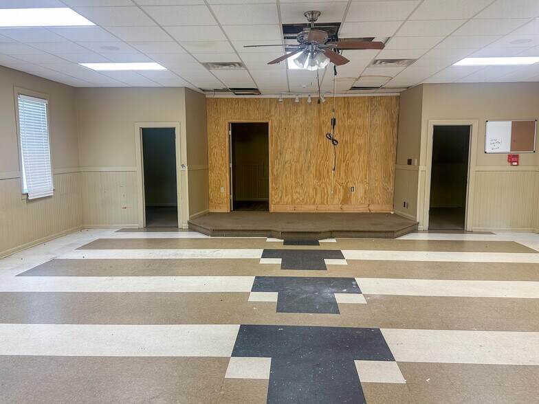 More Photos Of 1802 Franklin St, North Little Rock Specialty For Sale