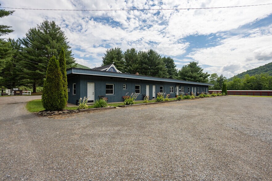 More Photos Of , Wellsboro Unknown For Sale