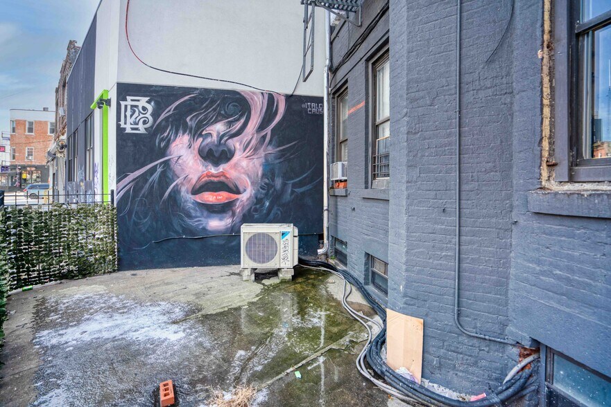 More Photos Of 377 S 1st St, Brooklyn Apartments For Lease