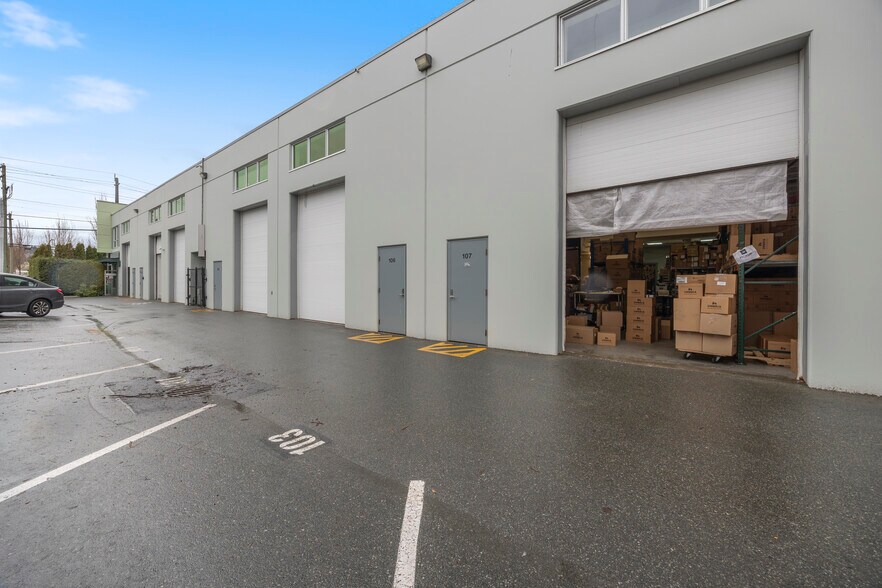 More Photos Of 618 E Kent Ave S, Vancouver Light Distribution For Sale