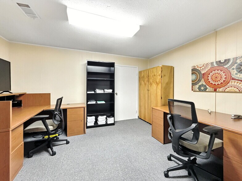 More Photos Of 1007 S Ann Blvd, Harker Heights Office Residential For Sale