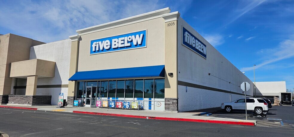 More Photos Of 1215 Colusa Ave, Yuba City Unknown For Lease