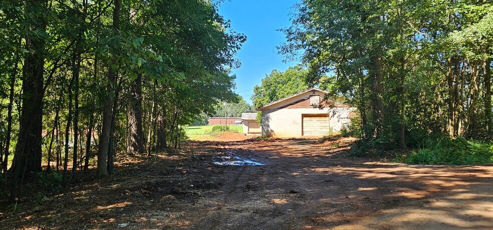 More Photos Of 3405 Historic Highway 17, Martin Flex For Sale