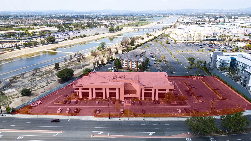 More Photos Of 1855 W Katella Ave, Orange Office Residential For Lease