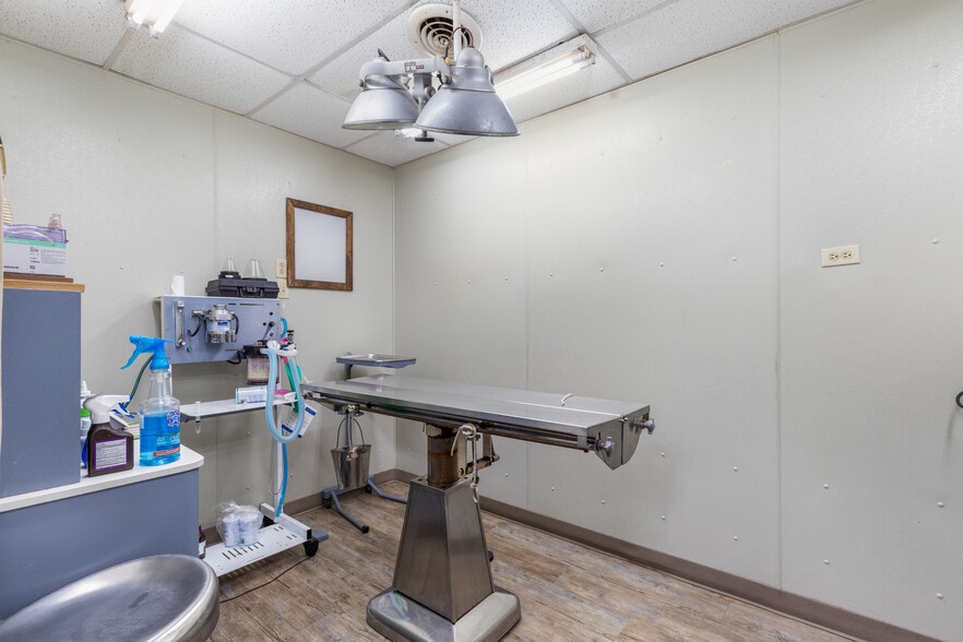 More Photos Of 1916 E St NW, Miami Medical For Sale