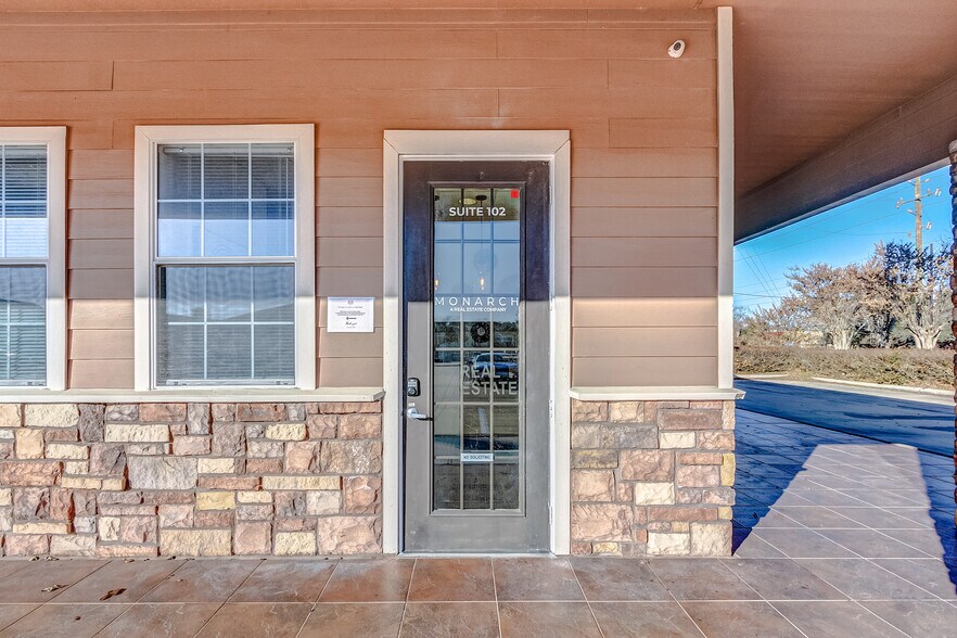 More Photos Of 7930 Broadway St, Pearland Medical For Lease