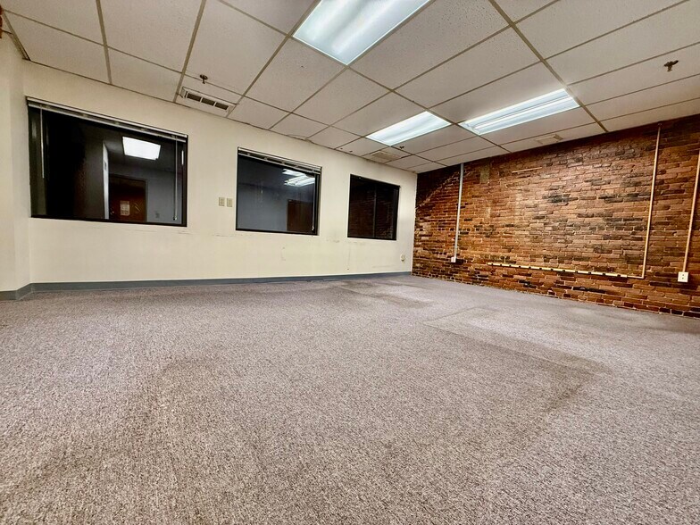 More Photos Of 200 Lincoln St, Boston Loft Creative Space For Sale