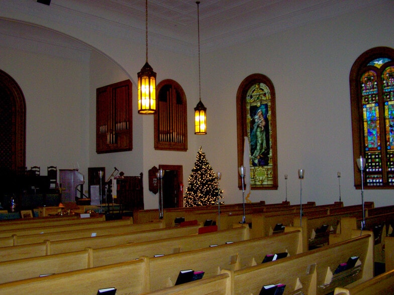 More Photos Of 27 Church St, Pulaski Religious Facility For Sale